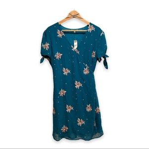 Willow & Clay Teal Elizabeth Embroidered Wrap Dress Size Large